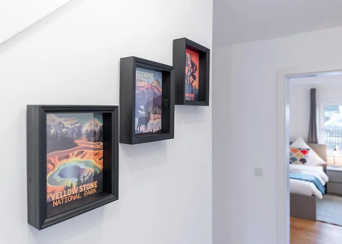 Neues Haus ,11 Betten, Voellmoebliert Mit Parkplaetzen, Garage Und Garten Lejlighed Wildau (Dahme-Spreewald)